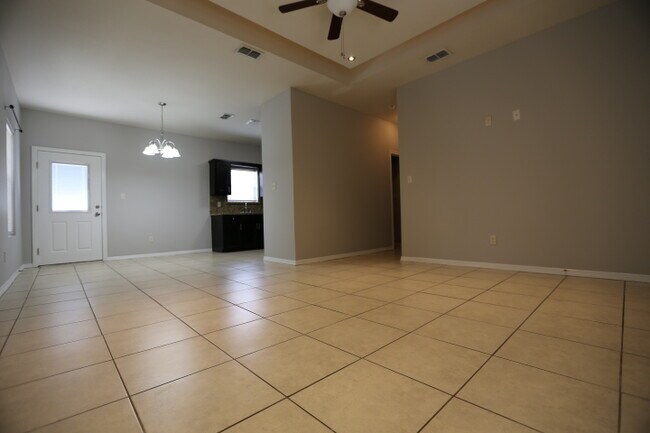 Building Photo - 4618 N Ebony St