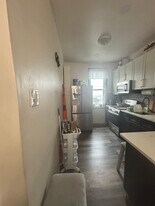 Building Photo - 23 Nelson Ave