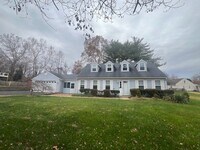 Building Photo - LOVELY CAPE COD WITH 4 BEDS, 2 BATHS AND GARAGE