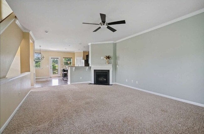 Building Photo - Spacious 3-Bedroom/3.5 Bathroom End-Unit T...