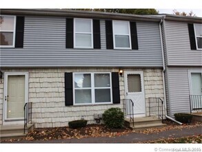 Building Photo - 11 Periwinkle Ln
