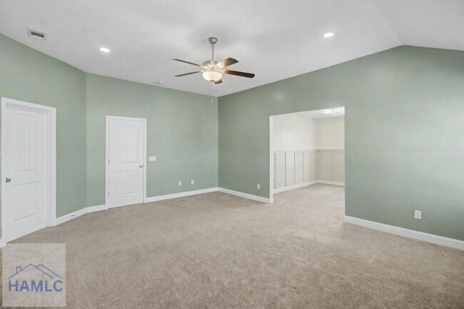Building Photo - 206 Farnsworth Trl