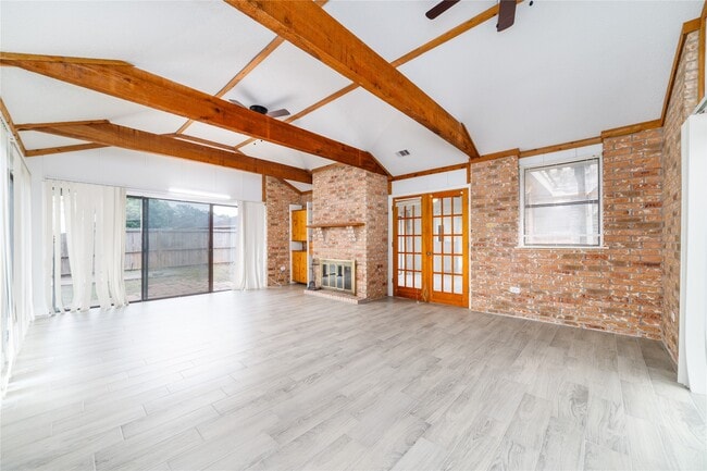 Building Photo - 10830 Sela Ln