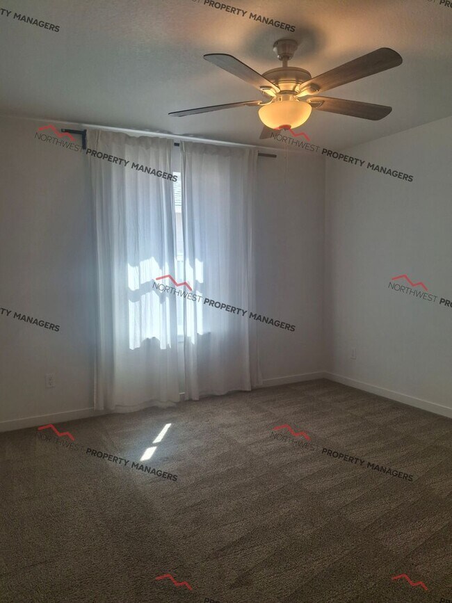 Building Photo - STATUS:  PENDING APPLICATION  | R190| $1995
