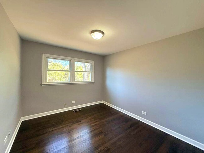 Building Photo - 1704 S Highland Ave