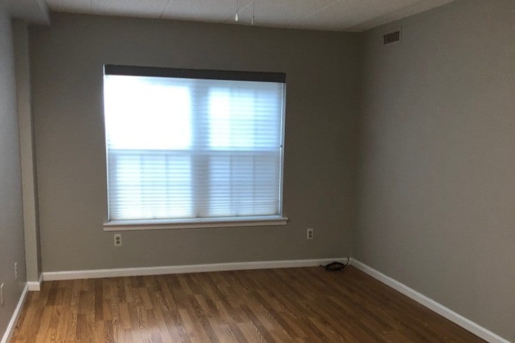 bedroom 2 - 313 Glen Ln