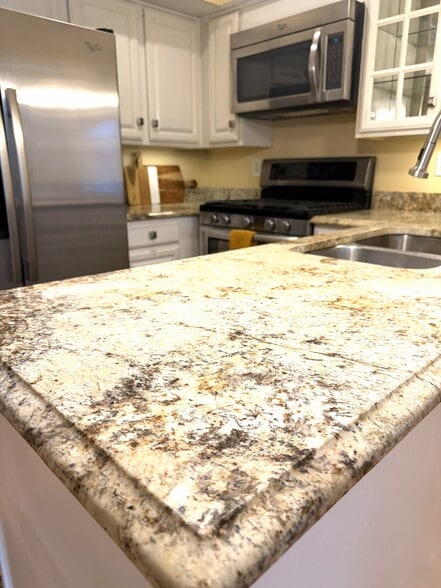 Building Photo - 247 Cobblestone Trl