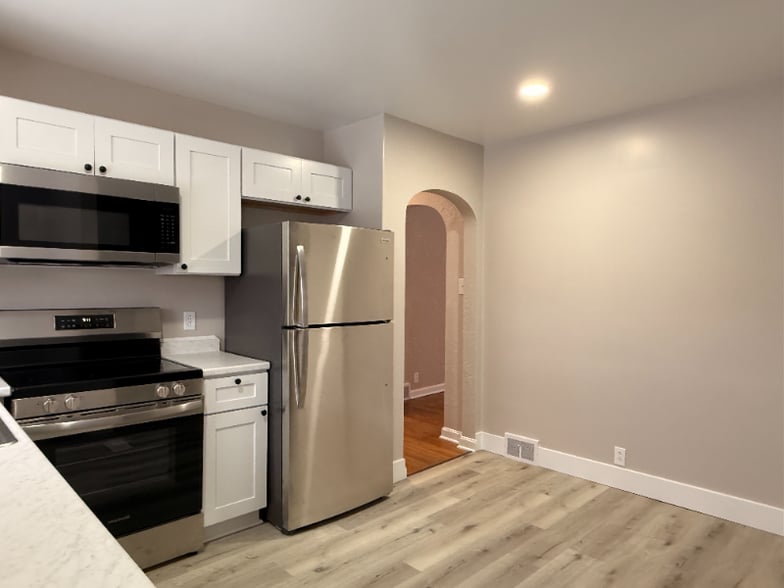 Building Photo - 714 Pershing St