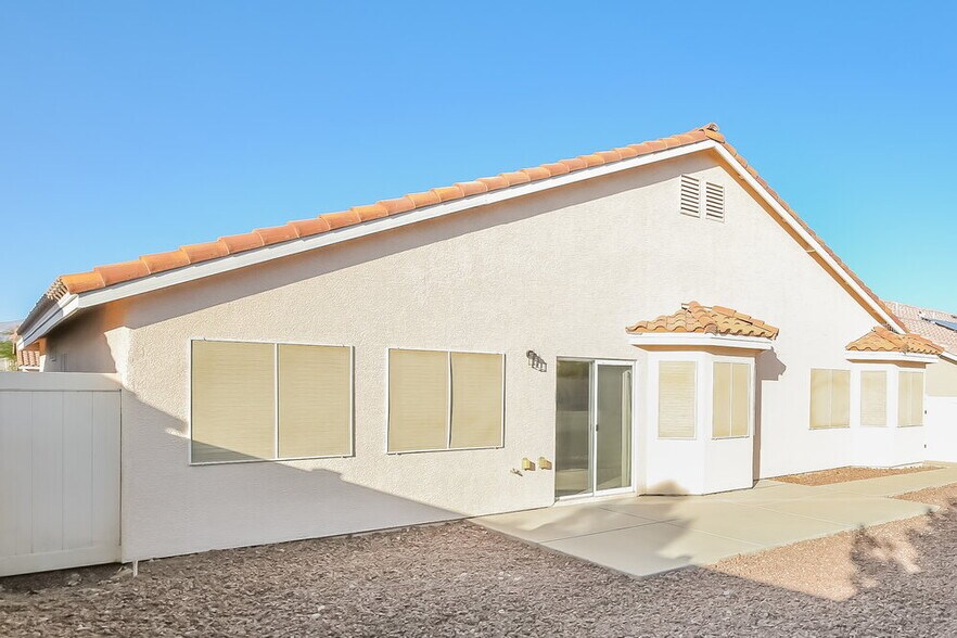 Building Photo - 1417 Iris Kelly Ave