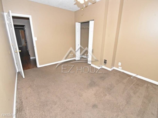 Building Photo - 1249 Glyndon Ave
