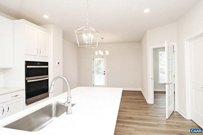 Building Photo - 954 Belvedere Way