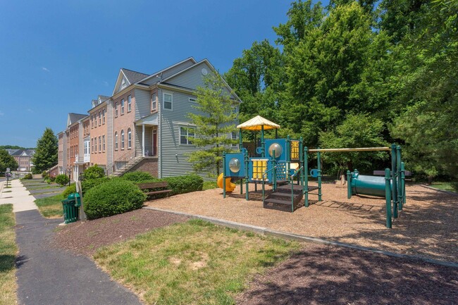 Building Photo - 12560 Royal Wolf Pl