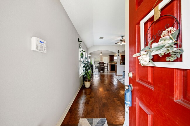 Building Photo - 3414 Oaklawn Pl Dr