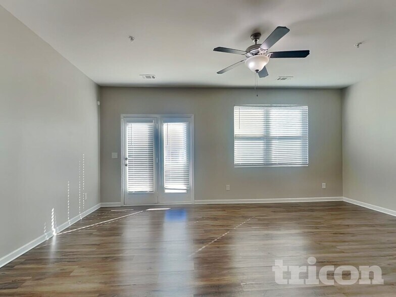 Building Photo - 11877 Fuller St