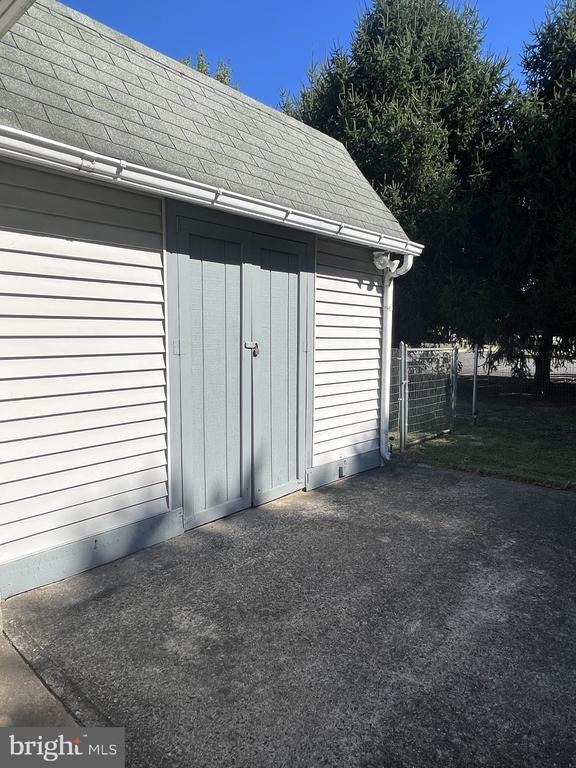 Building Photo - 138 E 7 Stars Rd