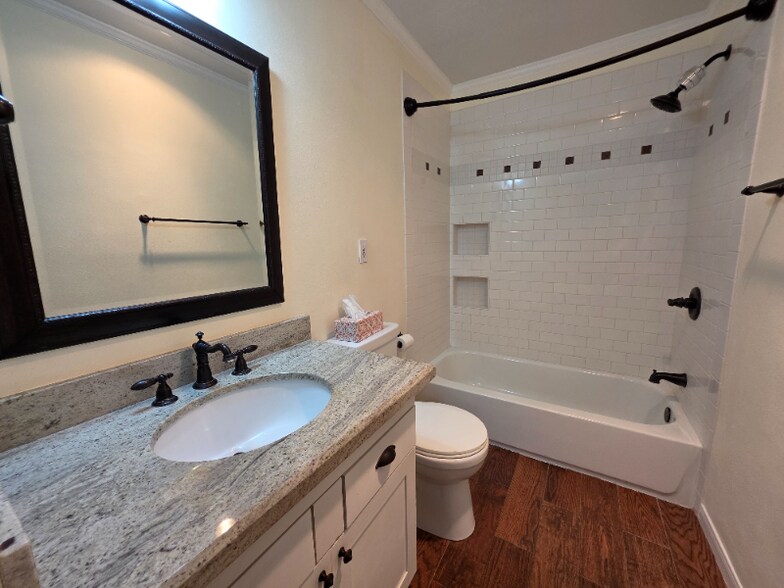 Building Photo - 6469 Burgoyne Dr.