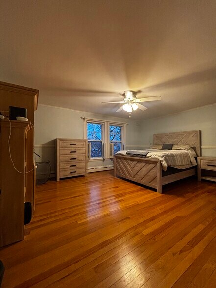 Building Photo - 30 Linwood Ave