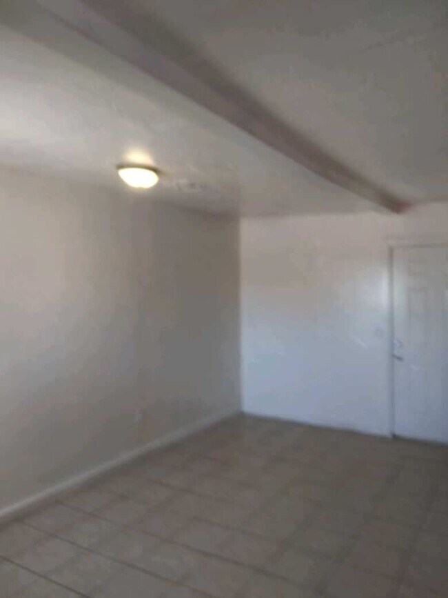 Building Photo - 367 E Borre Ave