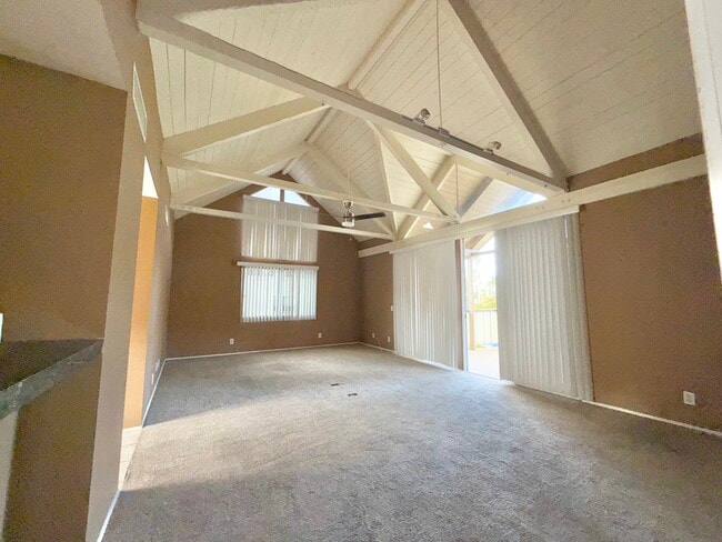 Building Photo - 78255 Cabrillo Ln