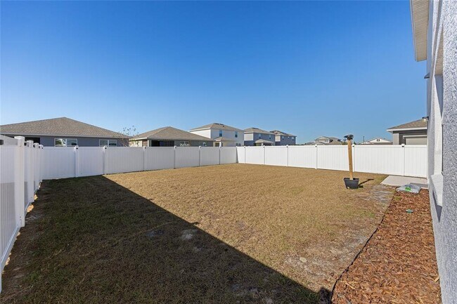 Building Photo - 6366 SW 77th Ave