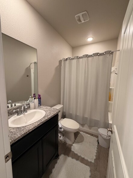 Building Photo - 7507 Orion Rd