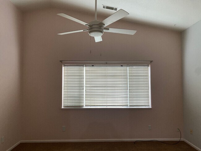 Building Photo - Coming Soon!