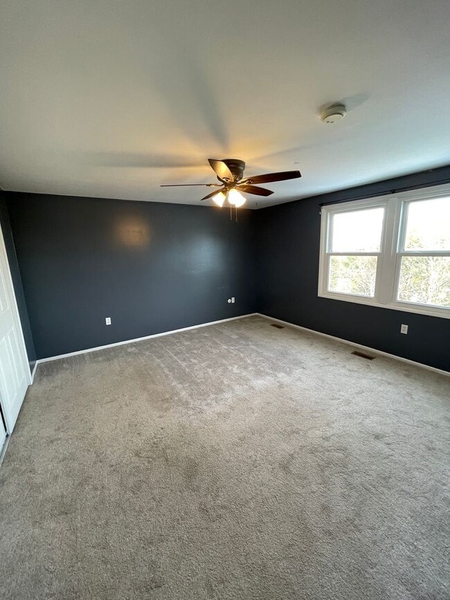 Building Photo - 120 Scottsdale Dr