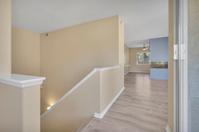 Building Photo - 3183 Dehesa Rd