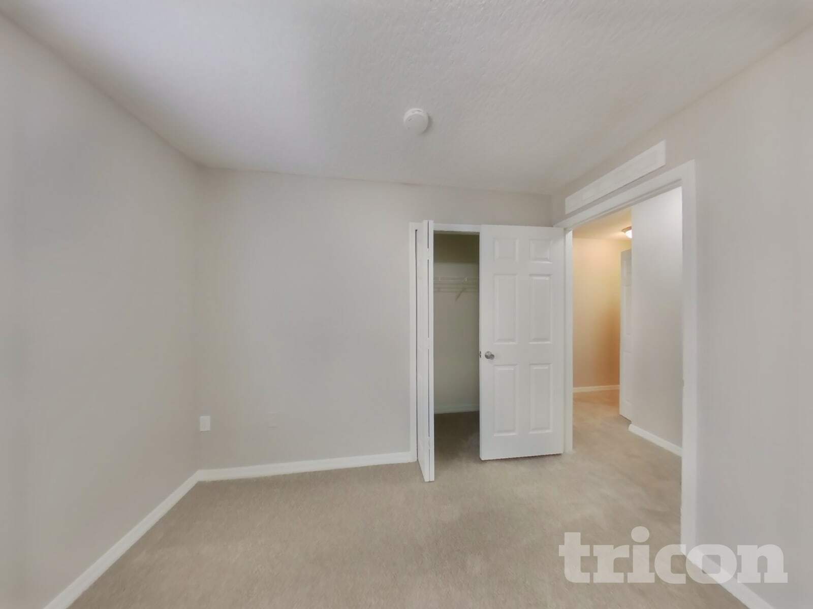 Building Photo - 11960 Cherry Creek Rd