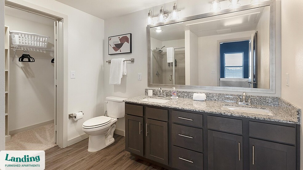 Building Photo - 2825 Main St