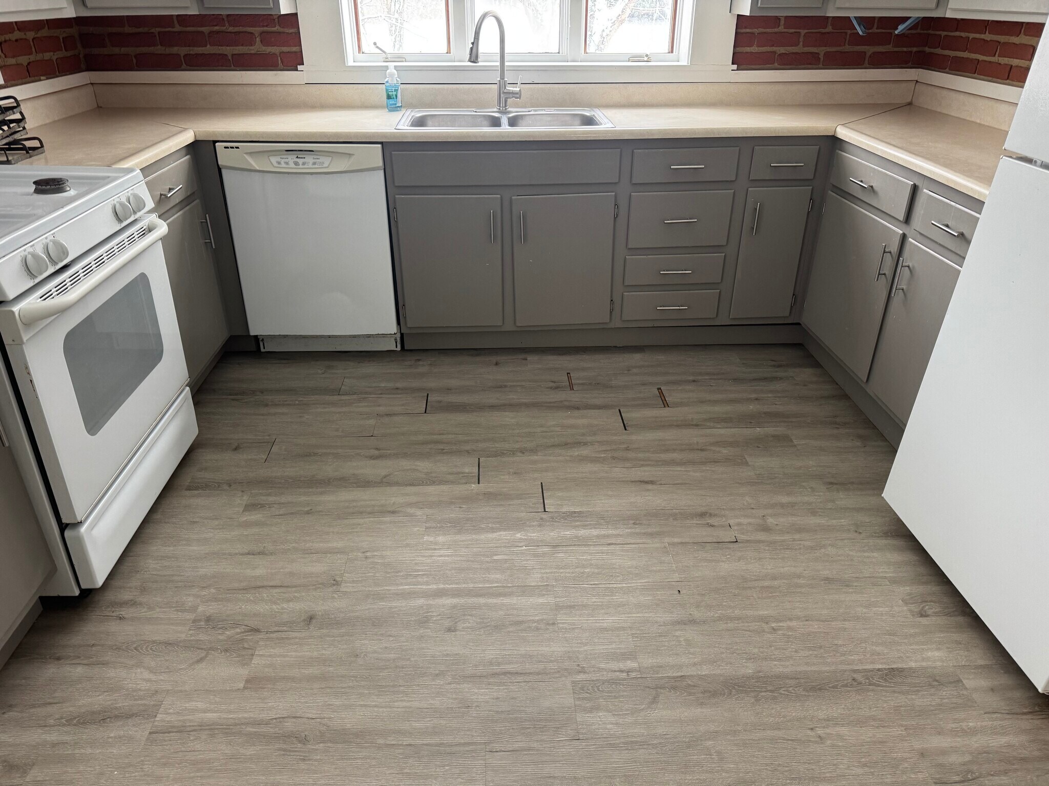 Building Photo - 8939 Pecor St