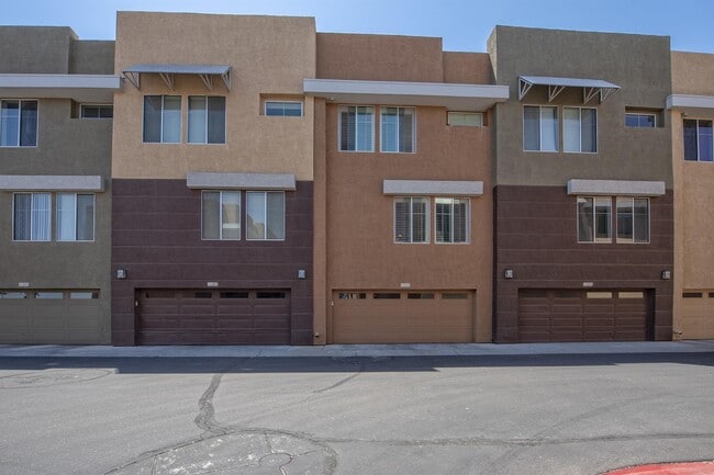 Building Photo - 6745 N 93RD Ave