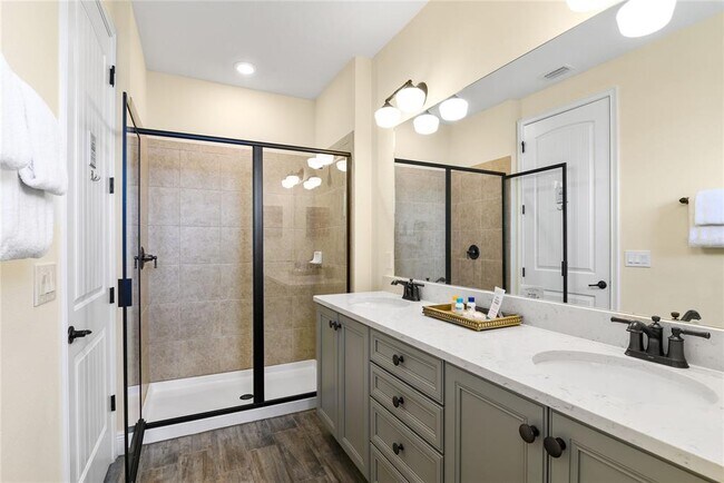 Building Photo - 8040 Lost Shaker Ln