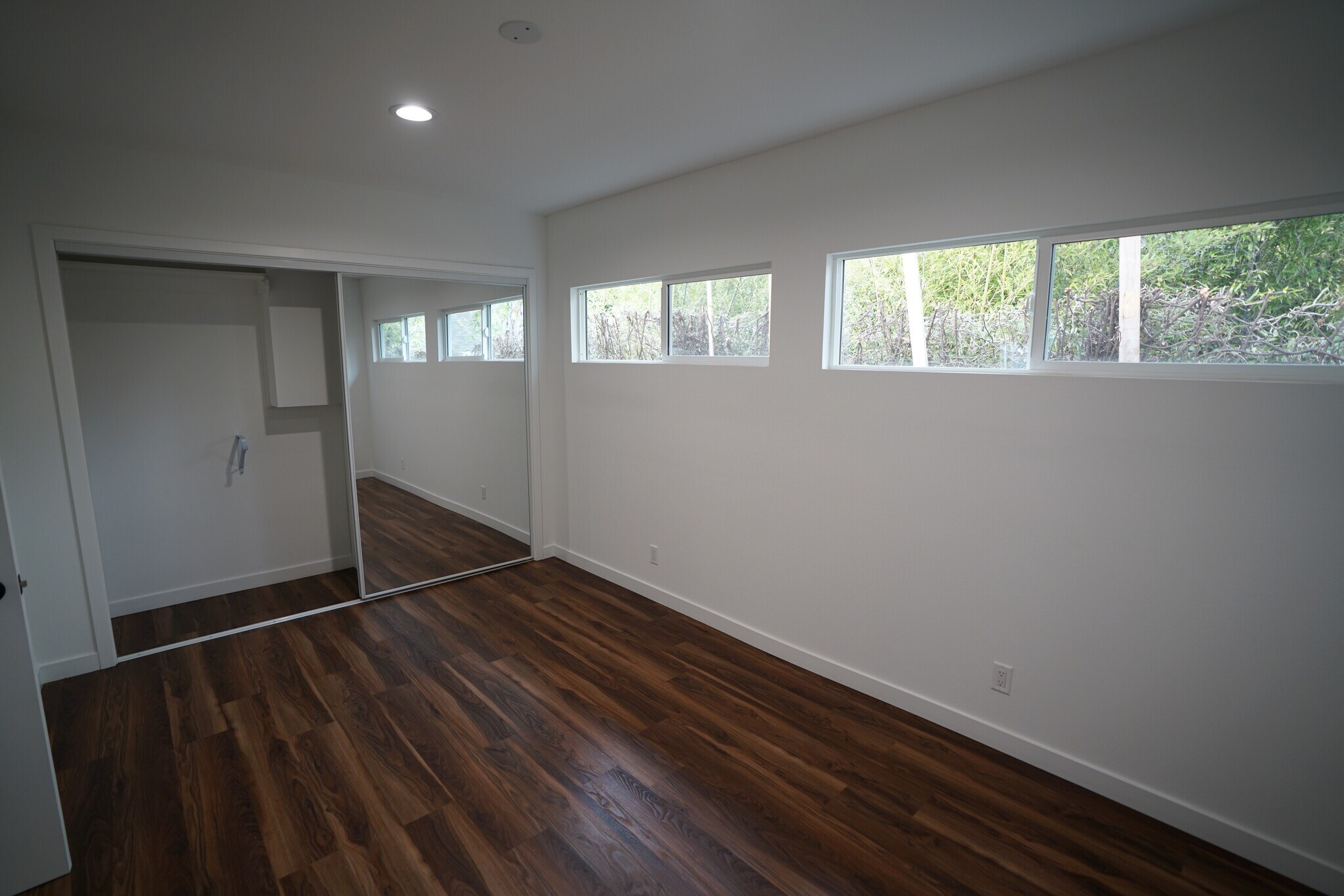 Building Photo - 4466 Sherman Oaks Cir