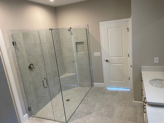 Building Photo - 11035 Devonbridge Dr