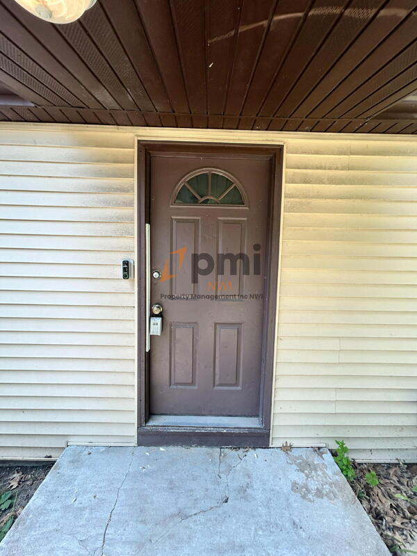 Building Photo - 5542 Mulberry Ave