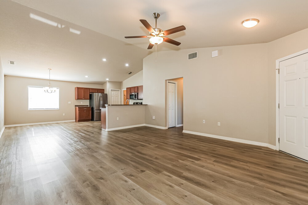 Building Photo - 34835 Redding Ln
