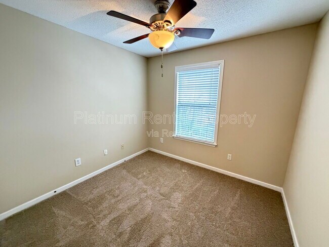 Building Photo - 5544 Reps Trce