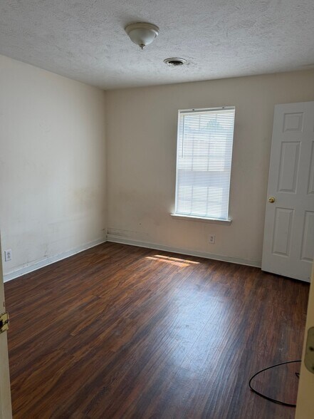 Building Photo - 1118 Toddington Dr