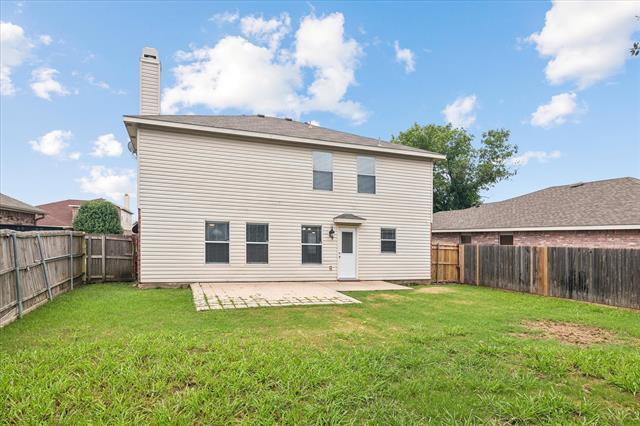 Building Photo - 2217 Bradford Pear Dr