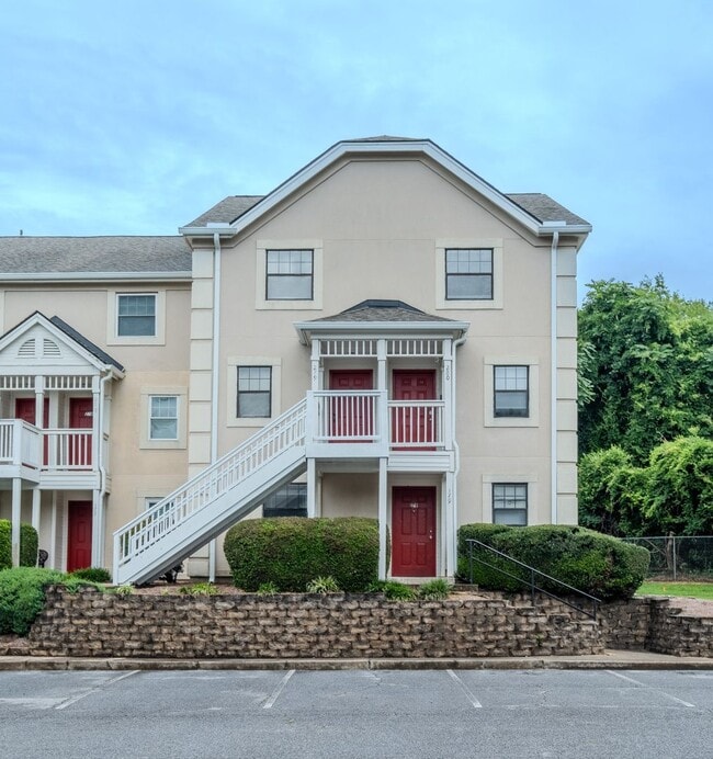 Building Photo - 290 Appleby Dr