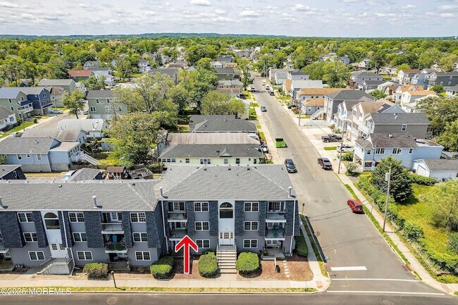 Building Photo - 98 Beachway Ave