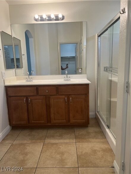 Building Photo - 5858 Sierra Medina Ave