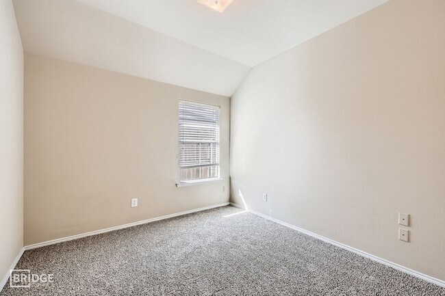 Building Photo - 2021 Cobblestone Trail
