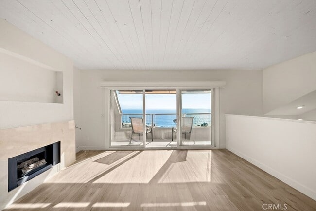 Building Photo - 21751 Ocean Vista Dr