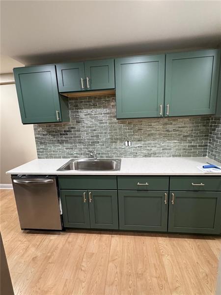 Building Photo - 320 Fort Duquesne Blvd