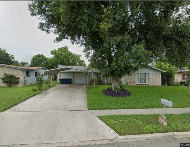 7443 Stonehouse Dr 7443 Stonehouse Dr San Antonio TX 78227