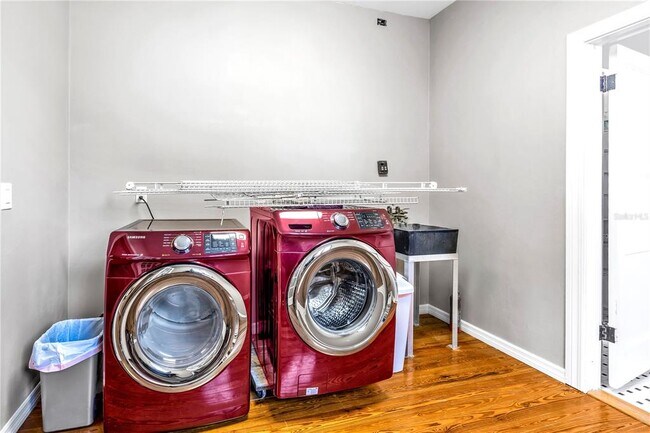 Building Photo - 6421 6th Ave N