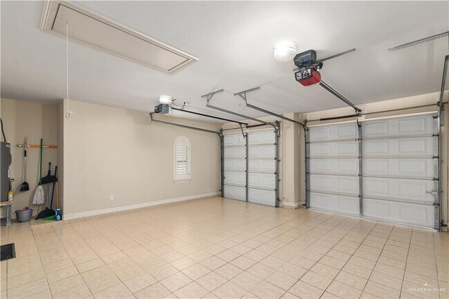 Building Photo - 4101 Tyler Ave W