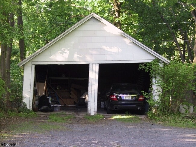 Building Photo - 373 Claremont Ave